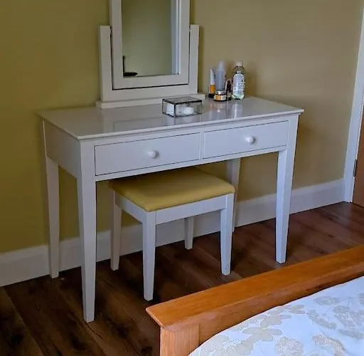 Gateway To Glaslough